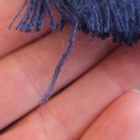 Wool Tartan Plaid Scarf Blue Red - Picture 5 of 9